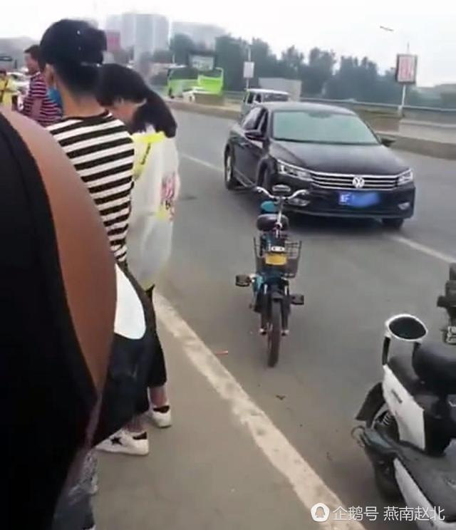 涿州一男子桥上跳河溺水身亡