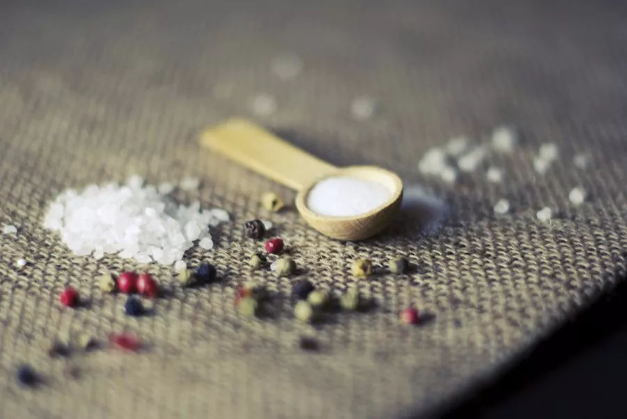 “得胃癌的人到处都有,但东亚尤其多;因胃癌而死的人到处都有,但中国尤其多。”